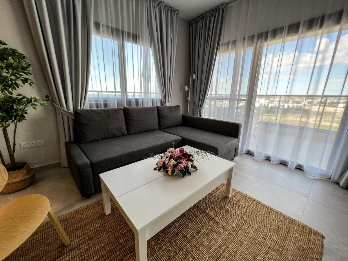Helena Pool At Caesar Blue Resort: Wellness Retreat Rizokarpaso