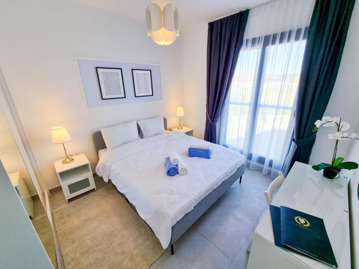 Helena Pool At Caesar Blue Resort: Wellness Retreat Apartment *