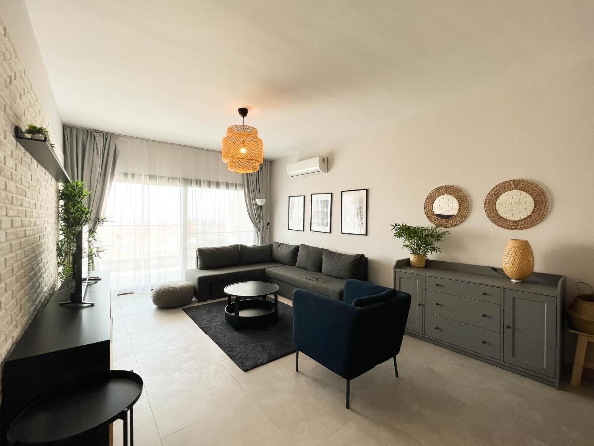 Apartment Helena Pool In Caesar Blue Including Breakfast Available 4pm, Gym, Heated Swimming Pool, Hammam, Sauna Rizokarpaso